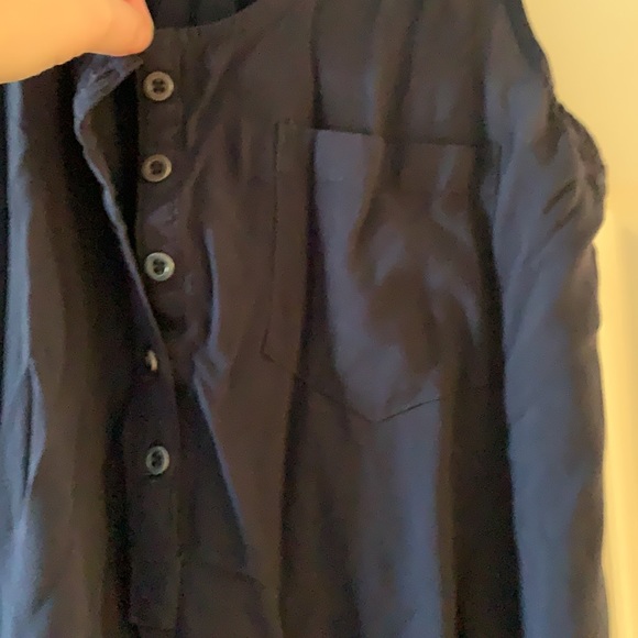 One piece - Picture 2 of 4